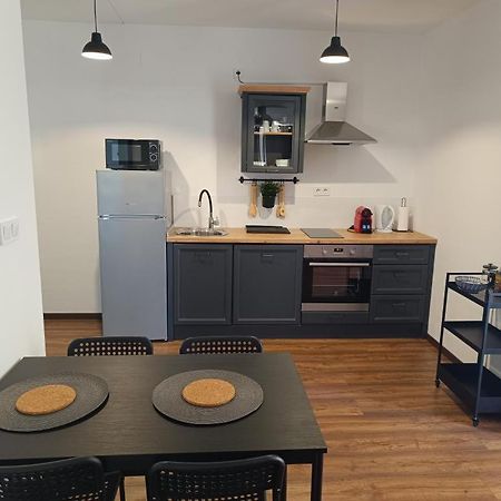 Apartment Dragana, Jezera, Island Murter Eksteriør billede
