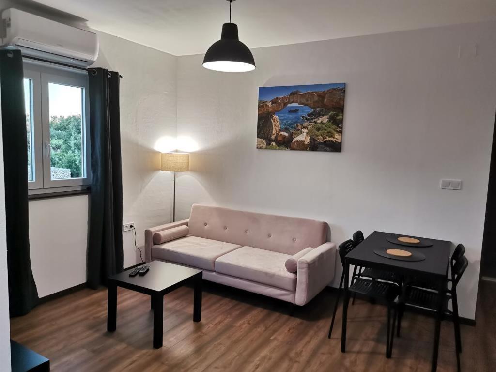 Apartment Dragana, Jezera, Island Murter Eksteriør billede